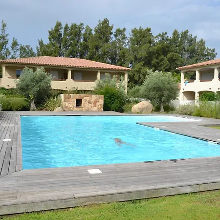 Appart T2- Grand Standing -clim- Piscine-plage A 800m Apartamento *