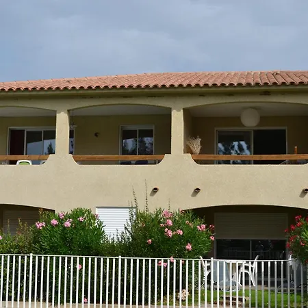 شقة Appart T2- Grand Standing -clim- Piscine-plage A 800m *